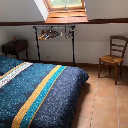 Charmant Avec Piscine A Honfleur 아파트